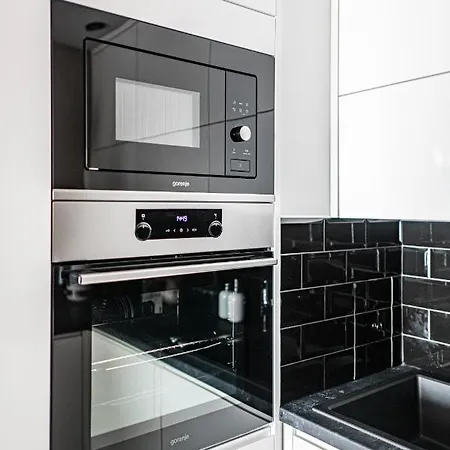 Apartment 24H With Free Garage And Ac Jagielly 5 Breslau Exterior foto